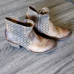 Shyanne Brown Ankle Boots for Women